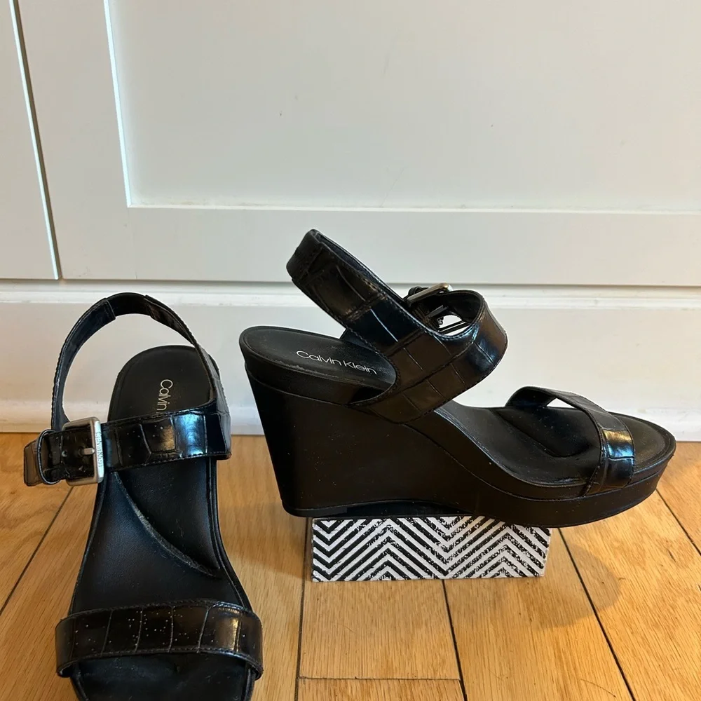 Calvin Klein Glossy Black Croc Wedge Sandals